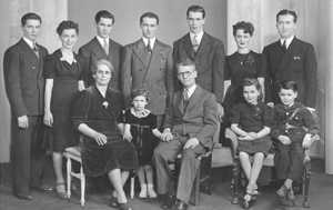Lazaro Family 1943